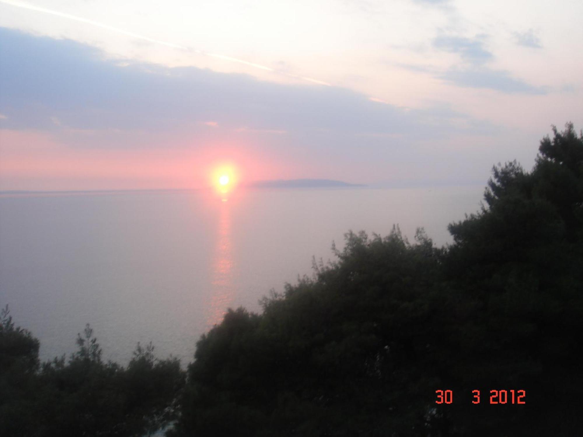 Aparthotel Pecic Gradac  Exterior photo