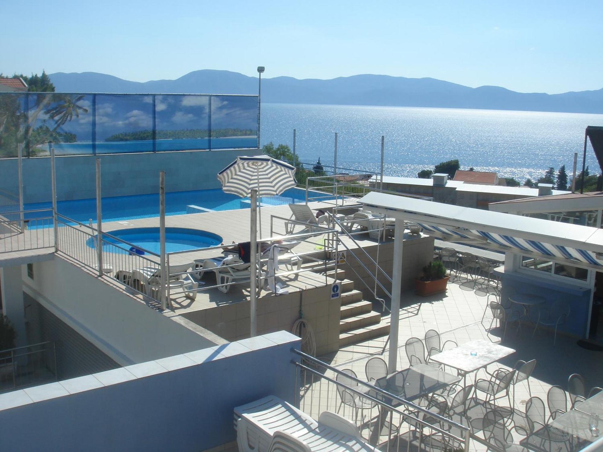 Aparthotel Pecic Gradac  Exterior photo